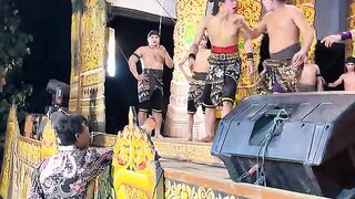 Aksi Lucu Perang Kethoprak