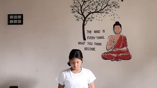 Morning_yoga_routine_🧘🏻‍♀️