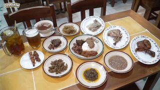 Spill Semua Menu Gudeg & Oseng Mercon Tugu Jogja, Plus Cerita di Baliknya