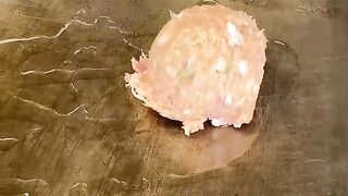 Proses Masak Burger Monster dengan Layer Melimpah