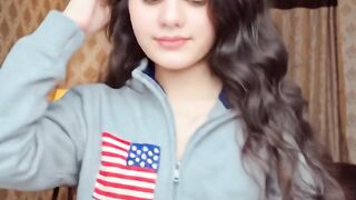 گھر کے لیونگ روم میں دیسی پنجابی لڑکی کا رومانٹک ڈانس | Punjabi Girl Dance