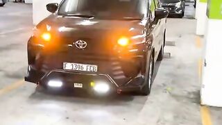 Sewa Mobil Jadi Milik