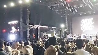 The music 2