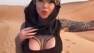 Arabic hot model sort