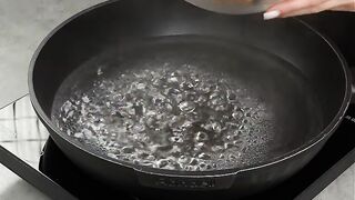 l just put the biscuits In the boiling water! The dessert that melts in your mouth!