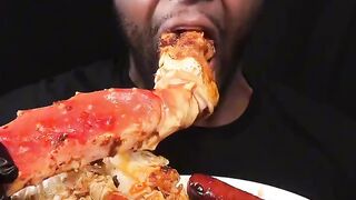 Seafood Boil Mukbang: Giant King Crab Legs & Sausage!