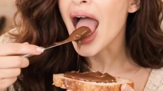 Delicious cocoa and hazelnut cream 😍