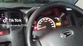 Tebak Tebakan Mobil Apa ini iyaa