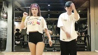 The fail-proof Buttons dance challenge! Dare to try it too?