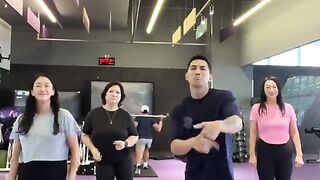 Went to the gym intending to work out 🏋️‍♂️, but ended up getting carried away joining the Sugar Dance trend!