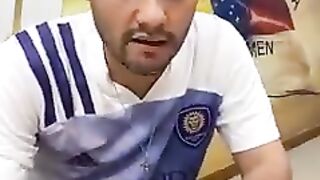 Salvou 28 crianças, mas quase ninguém se lembra dele.