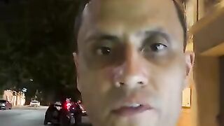 O que eu tenho é o povo de forma voluntária, esse celular na mão