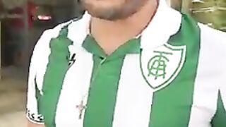 Cleitinho faz visita surpresa e reúne moradores para uma conversa