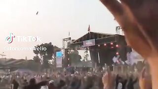 Dangdut om ADELLA
