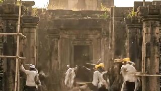 Timelapse video of ancient temple restoration