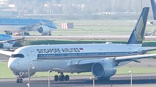 The ROAR🤩 Seeing the Singapore Airlines A350 thundering down rwy09
