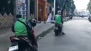 Sewa Mobil Ojol Jadi Milik