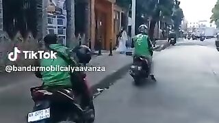 Sewa Mobil Ojol Jadi Kepemilikan