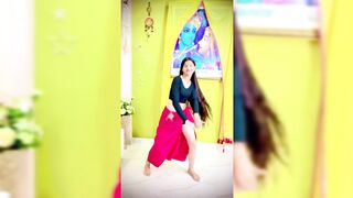 Indian Girl Somya Negi Dance 2