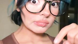 Big breast show 5