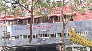 দিনের শহর, যৌবনা...