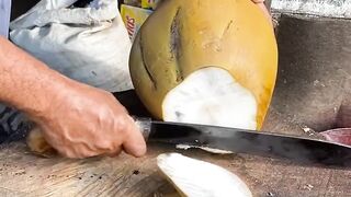 Old coconut cutting skills ASMR