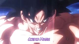 Goku libera todo o seu poder super Saiyajin infinito