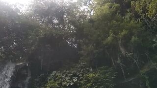 Wisata Suasana Di Bawah Air Terjun