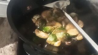Vidio tumis terong