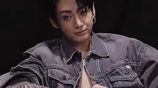 That stare 😻