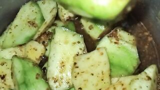 Asmr eating 3