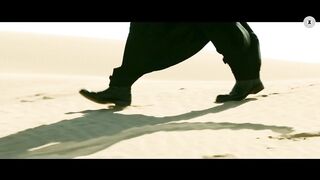 Zaalima _ Raees _ Shah Rukh Khan _ Arijit Singh & Harshdeep Kaur