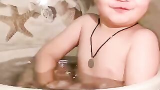 Viral cute baby moment 😍