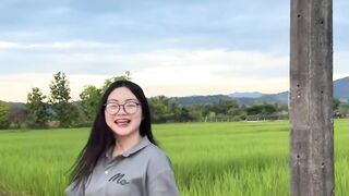 มานั่งขาหมูหน่อยสิ