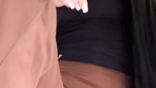A beautiful woman dancing😍 02