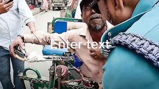 😢 গরিব ভ্যানচালকের আকুতি দেখে চোখে পানি আসবে |