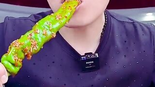 Spicy Steamed Goat Head Mukbang ASMR with Green Chili Dip