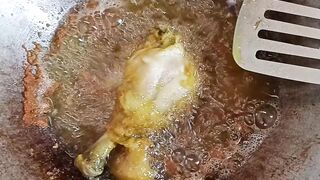 AYAM GORENG SETENGAH MATANG