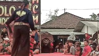 Traditional Indonesian Cultural Dance Performance | Colorful Mask Dance
