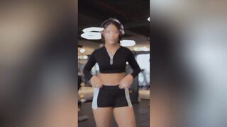 Workout Mode On 🎧💪