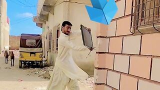 #funny# #funnyshorts# #tiktokvideos# #snackvideos# #funnyvideos# #febpostshorts# #febpostvideos# #world#