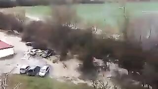 Trocha vody