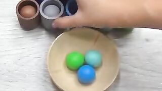 Wooden balls satisfying relaxing music