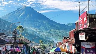 Gunung sindoro Indonesia