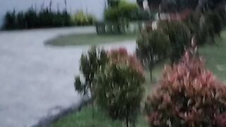 Jalan Kaki di Taman