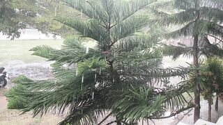 Short ASMR heavy rain for sleep 2