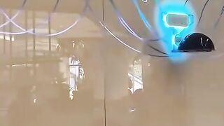 🤯 Your Food Comes to You by Itself! | Futuristic Restaurant in China