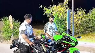 #Ktm_duke 1290 vs Kawasaki Ninja zx10r#