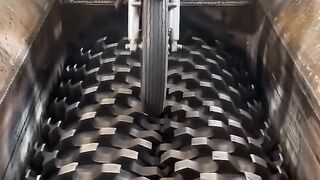 Can This Industrial Shredder Destroy an Entire Motorcycle?