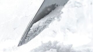 This Ice Scraping Sound Is Pure Bliss 🧊😮‍💨🎧